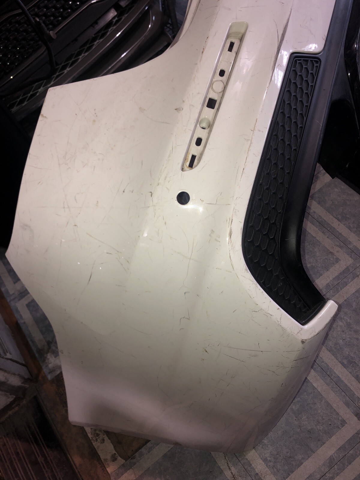 2018 2019 2020 MASERATI GHIBLI REAR BUMPER COVER WITH LOWER OEM 670097561