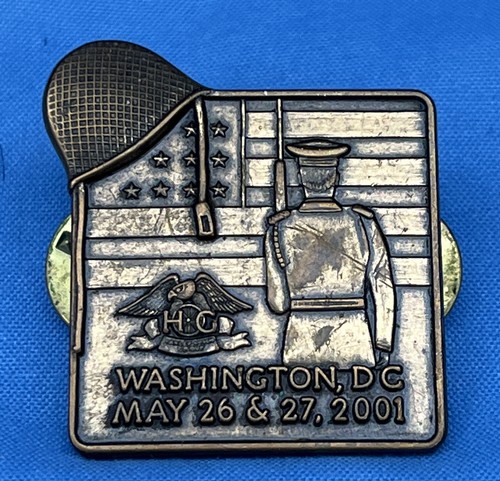 2001 HOG Harley Owners Group Rolling Thunder Pin Washington DC POW MIA - Picture 2 of 3
