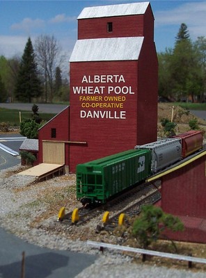 Osborn Model Kits 3067 N Scale Grain Elevator (Wood Kit)