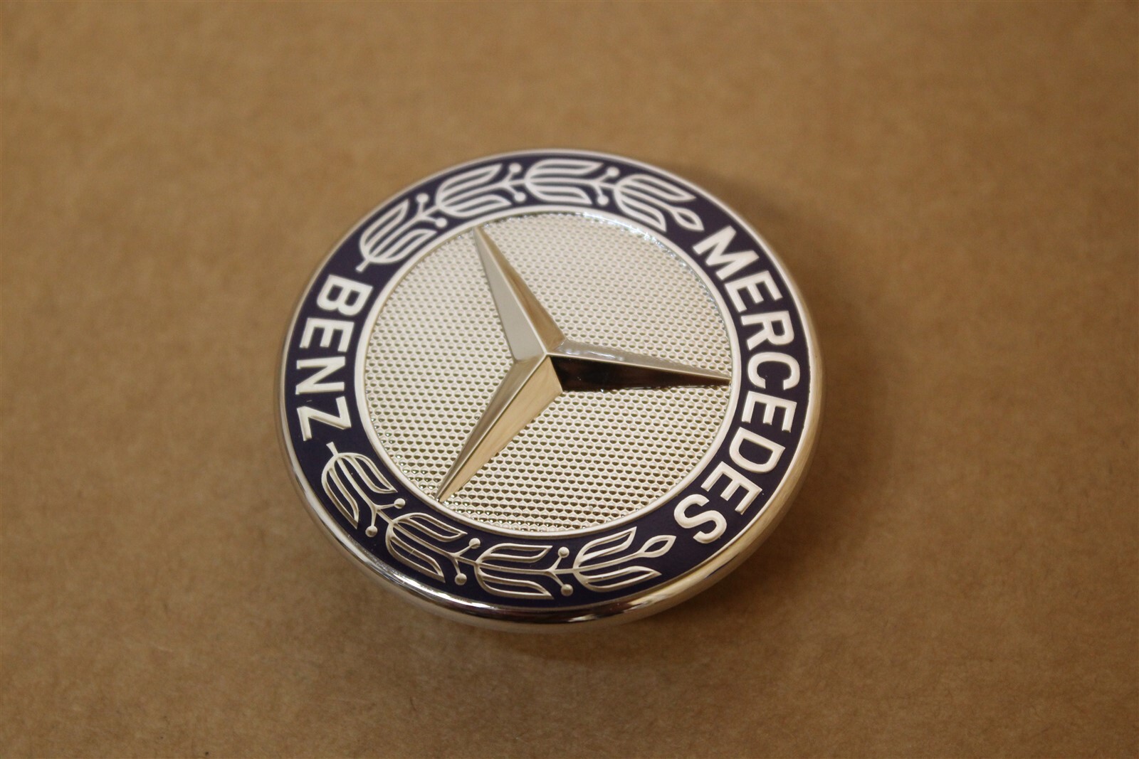 Mercedes-Benz E Class W212 Badge Emblem Bonnet A2128170316 Genuine 