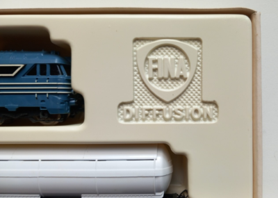 Coffret Train Jouef - Station Service FINA - Échelle HO - Parfait état