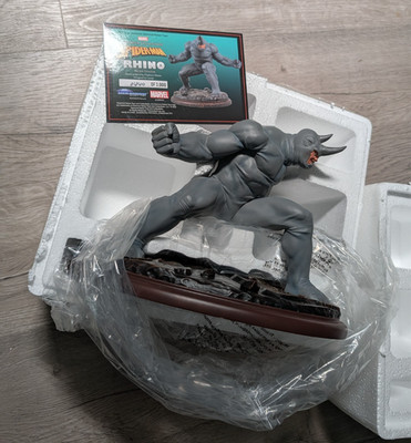 NEW - Diamond Select - Premier Collection Spider-Man Rhino Statue