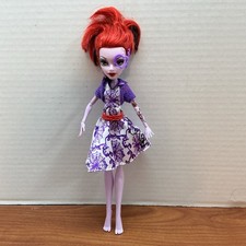 Operetta With Fashion Pack Accessories 2011 M...