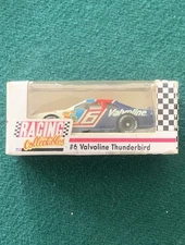 1991 REVELL Racing Collectables Mark Martin #6 Valvoline Thunderbird 1:64 NASCAR