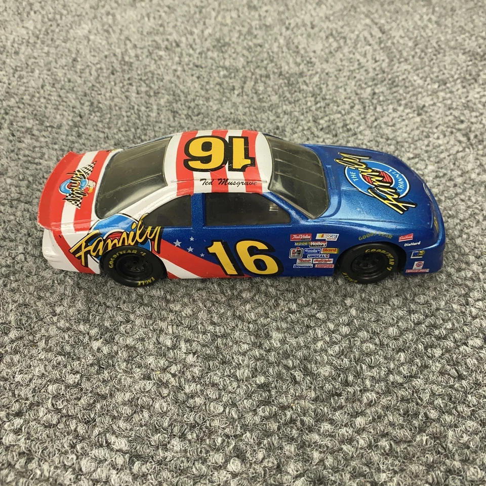 Vintage 1992 Racing Champions Ted Musgrave #16 Ford Thunderbird NASCAR Diecast C - Image 3 of 4