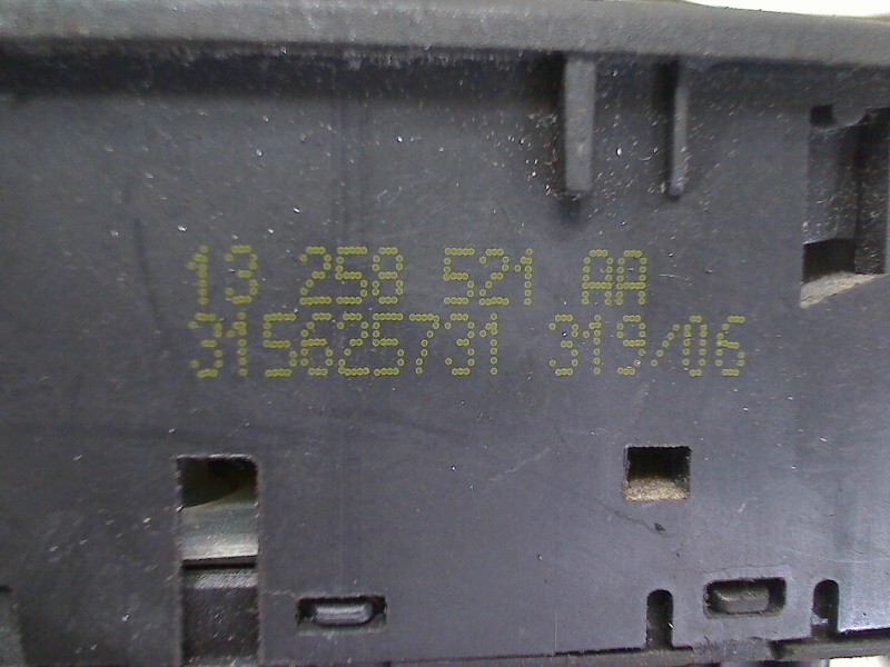 SWITCH FOR ELECTRIC CORSA D 2007 LEFT FRONT WINDOW REGULATOR 13258521AA