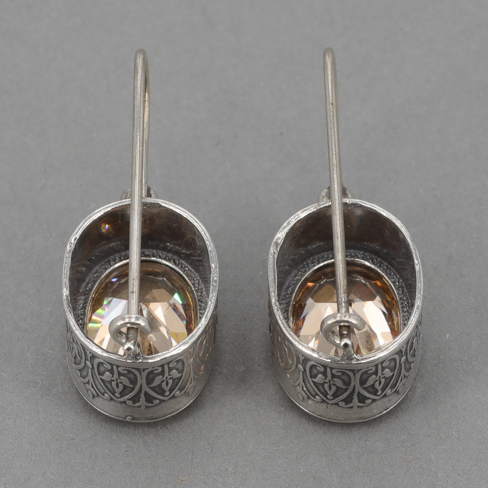 Retired Silpada Embossed Sterling Silver Oval Champagne CZ Drop Earrings W1335