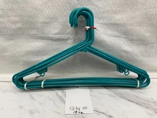 Clothes Hangers Plastic Green. 10 Count