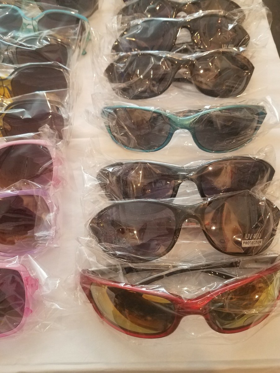 Lot of 30 Sunglasses s-l400.jpg main image 3