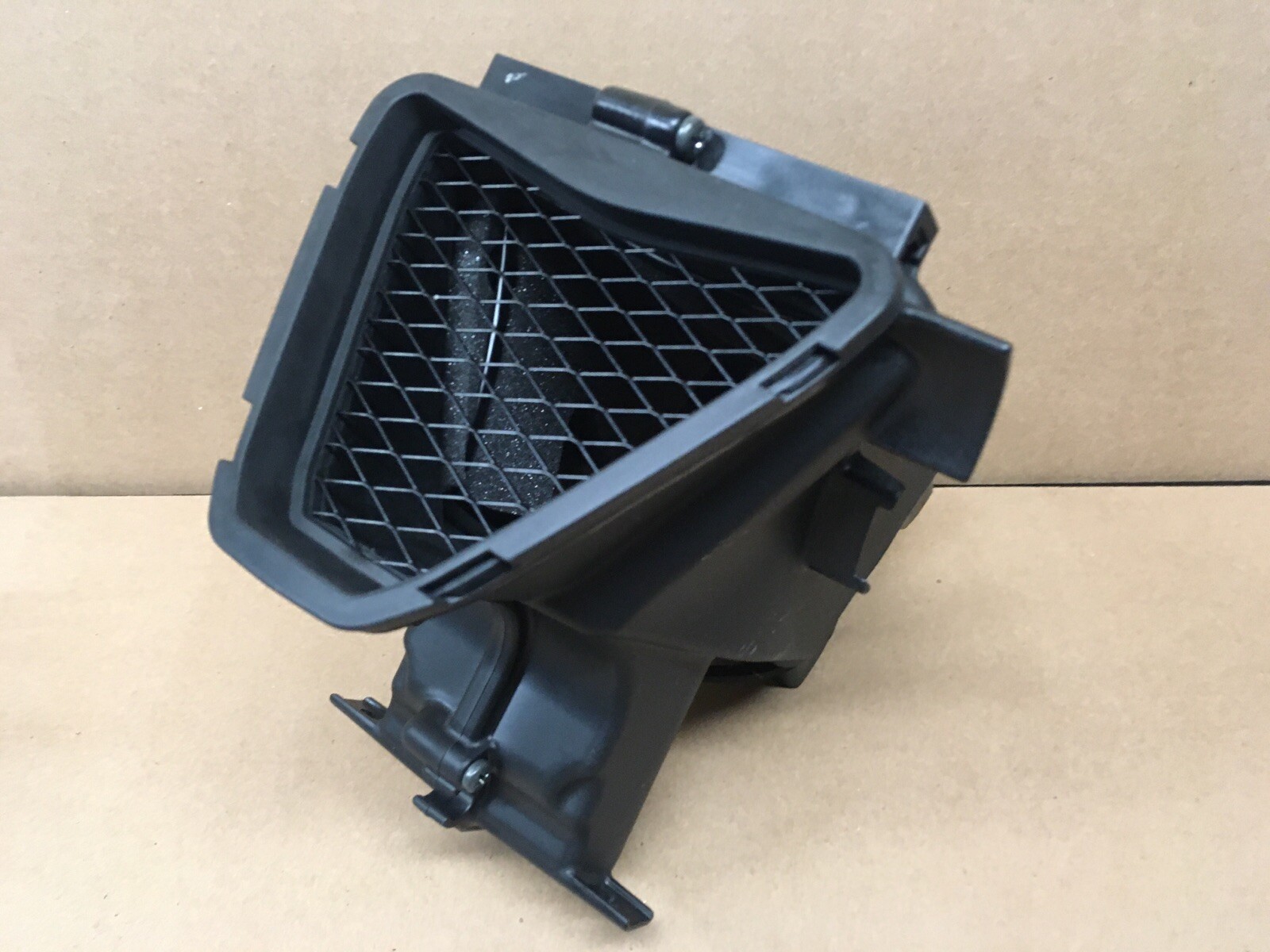 20132018 Kawasaki Ninja ZX6R Ram air duct, intake air scoop duct OEM