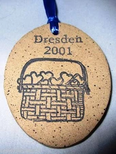 Longaberger DRESDEN 2001 Basket of Hearts Dresden Pottery Tie On