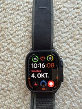 Apple Watch Ultra3 49mm, Schwarz Titan, 100% Batterie Trail Loop M/LSchwarz/Grau