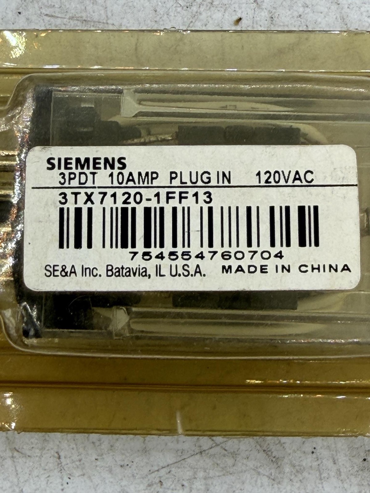Siemens 3TX7120-1FF13 Plug-In Relay 3PDT 10A 120V AC Indicator China Panel
