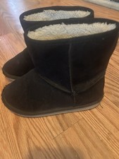 Size 11 Girls Black Winter Boots Fleece Lined