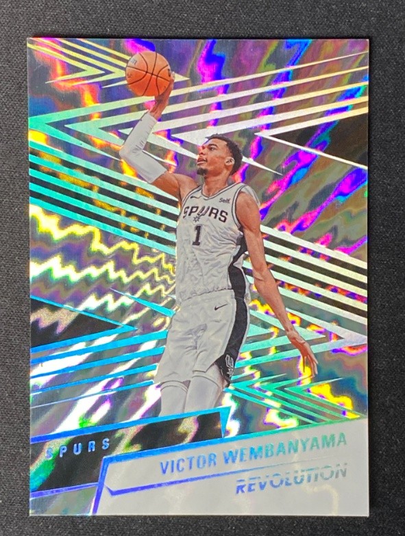 Victor Wembanyama 2024-25 Panini Revolution Lightning 062/175 #79