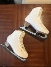 Jackson Ultima Excel Women's/Girls Figure Ice Skates, Size 5.5 Women's - White