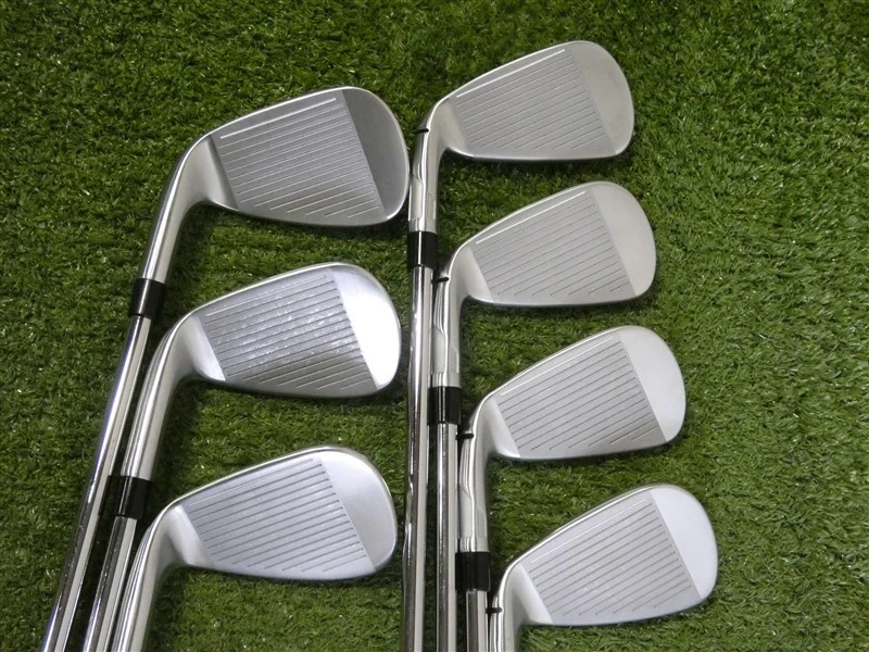 TaylorMade Qi Irons 5-P & A KBS Max MT 85 Regular Steel Excellent - Image 3 of 4