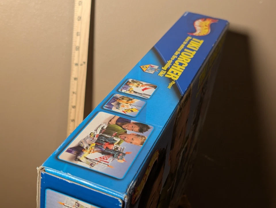 Juego de hipódromo Hot Wheels Tiki Torcher Lava Land Fire 2003 de colección sellado de fábrica Foto 4 de 4