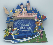 WALT DISNEY WORLD RESORT Photo Frame 2.5x1.75 Mickey Goofy Pluto Minnie Donald