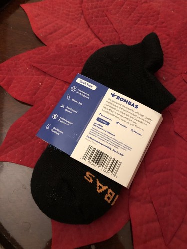 New Bombas Extra Small Ankle Socks Black Unisex Fits Kids Size 1-6 US 1 Pair - Picture 2 of 3