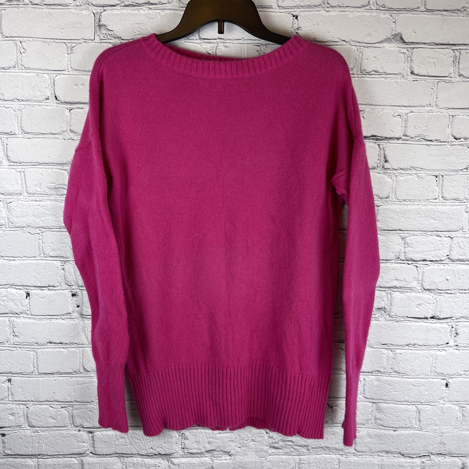 Vineyard Vines Sweater Womens XS Pink Wool Cashmere Blend Crew Neck Slit Back