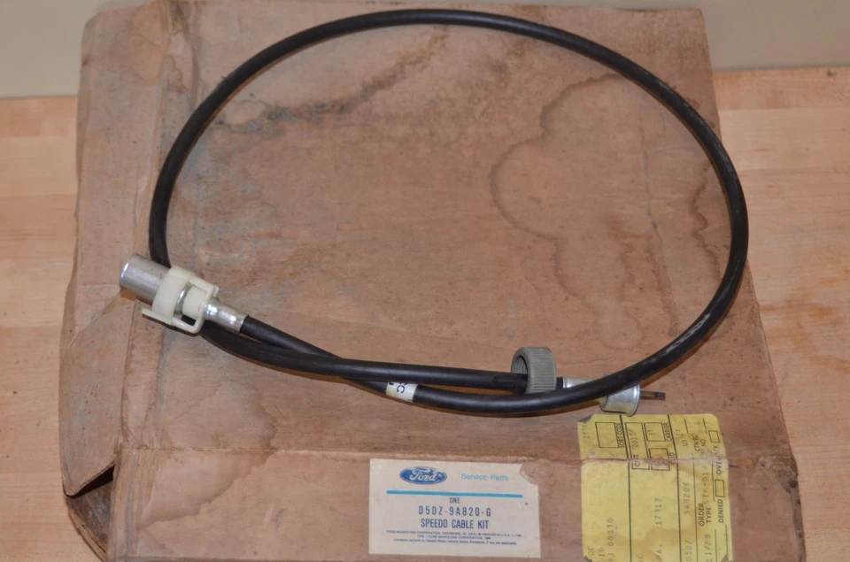 Cable velocímetro superior Ford Granada Monarch 1975-80 nuevo de lote original D5DZ9A820G original OEM Foto 2 de 4
