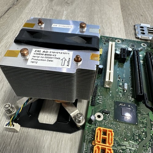 Sun Microsystem motherboard 375-3610-01 + Intel Xeon W3570 - Afbeelding 3 van 15
