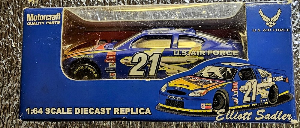 USAF NASCAR MOTORCRAFT DIECAST 1:64 SCALE REPLICA #21 ELLIOTT SADLER RACECAR