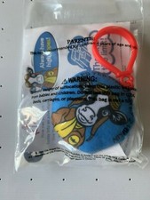 chick fil a cow backpack clip 2019 toy new sealed in package w book "not sleepy"