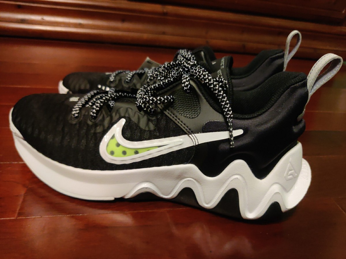 Nike Giannis Immortality Basketball Shoes CZ4099-010 Men’s Size 11. New Open Box Nike Giannis Immortality Black Volt Grey Greek Freak CZ4099  main image 2