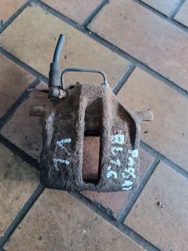 VW Passat 3B Audi A4 B5 8D Bremssattel Bremszange vorne links