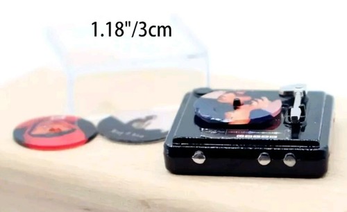 Miniature Dollhouse Record Player with Movable Needle Arm 3 Record 1:12th Scale - Bild 3 von 5