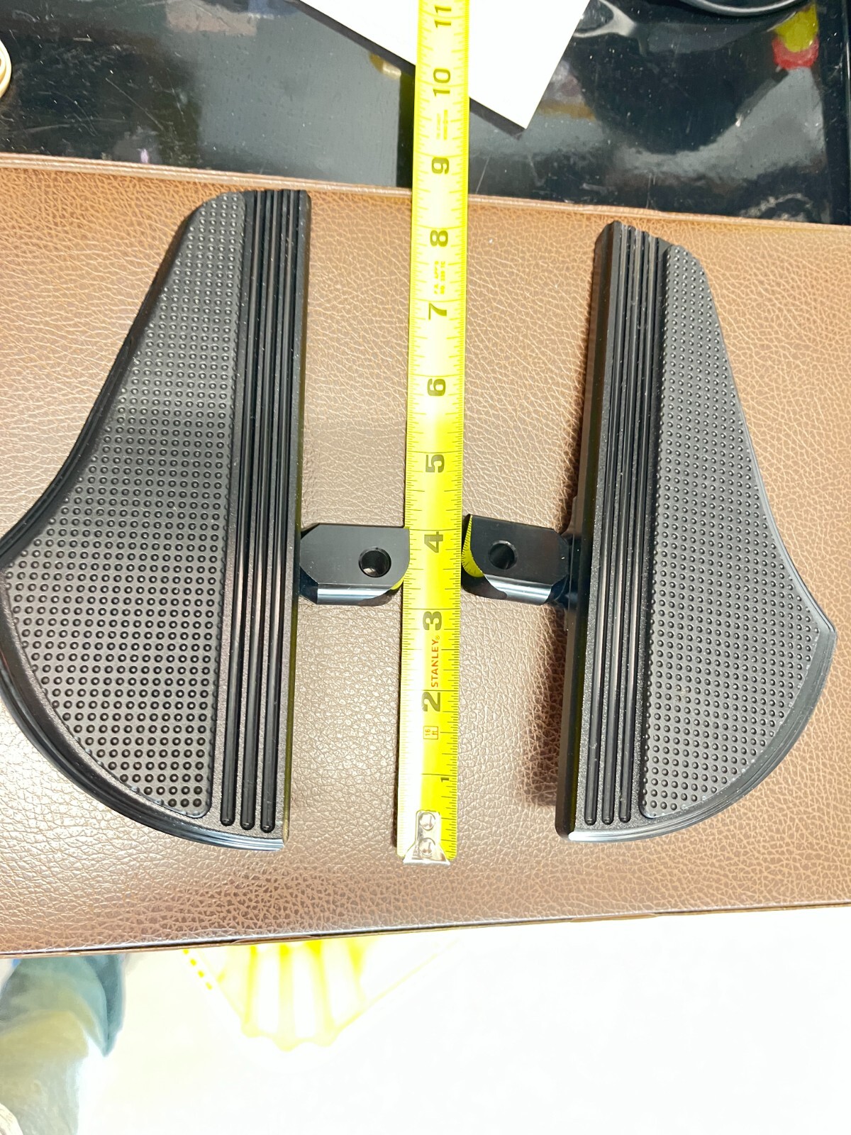 HCmotorku Motorcycle Passenger Footboards Foot Pegs Pedal Fit For Indian 