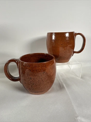 2 Jugtown-Ware Studio NC Pottery Coffee Mugs Tobacco Glaze Redware RARE 1950’s