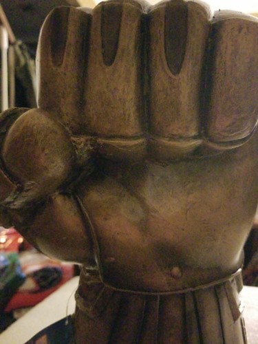 NWT Marvel Comics Avengers Endgame 15" Foam Infinity Gauntlet replica by Rubie's - Picture 8 of 11