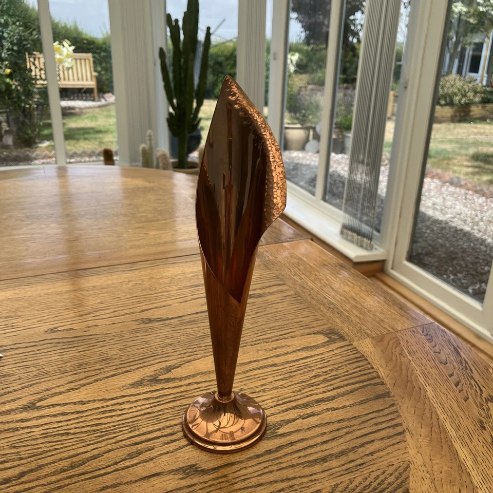 Art Nouveau Hand-Beaten Copper Calla Lily Vase - Image 1 of 4