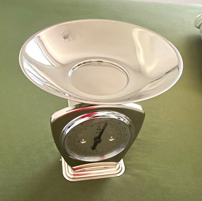 TCM mechanische Küchenwaage analog manuell mit Edelstahlschüssel silber