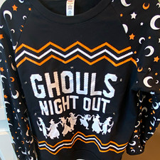 Halloween Ghouls Night Out Women  s L Black Crew Neck Raglan Graphic Sweatshirt