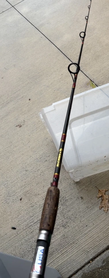 St. Croix Premier Graphite PS-70MH 7” varilla giratoria mediana pesada con carrete Sigma 040 Foto 2 de 4