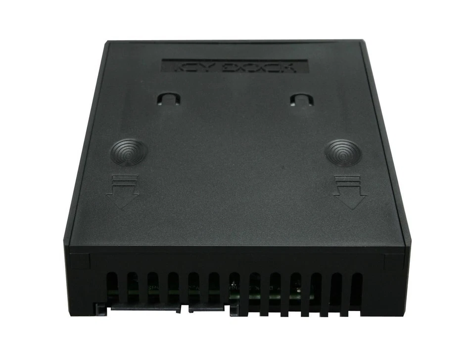 Icy Dock MB882SP-1S-1B | 2.5" to 3.5" Bay SATA HDD & SSD Converter / Mounting - Image 2 of 4
