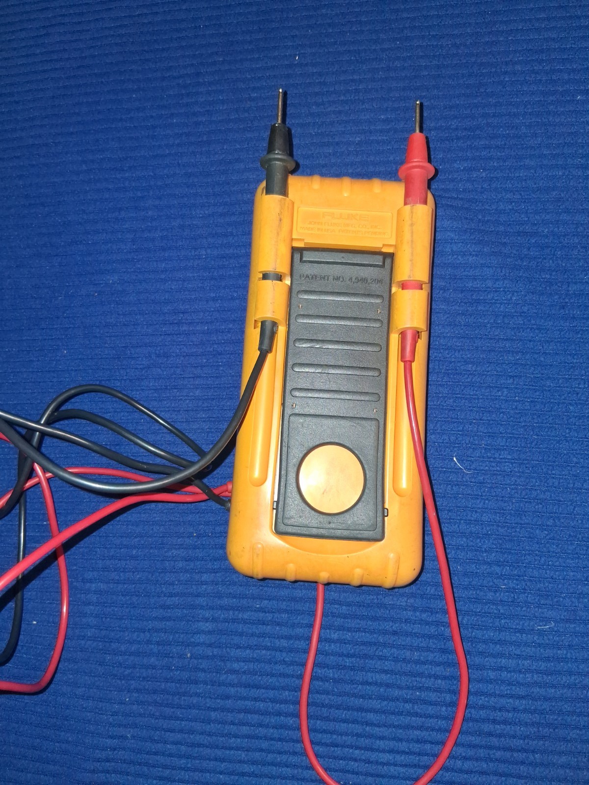 Used Fluke 23 Series II Digital Multimeter CAT III w/TL75 Test Leads ...
