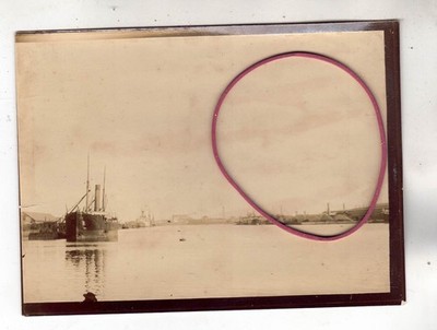 PHOTO PHOTO SHIP CARGO IN PORT CIRCA 1900