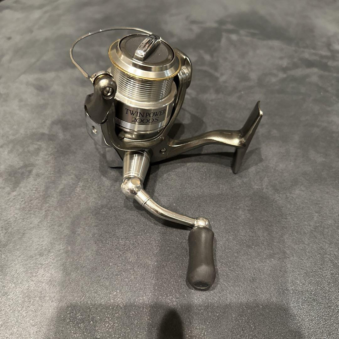 SHIMANO TWIN POWER 2000S 2005 Spinning Reel Fishing