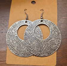 Silver Tone Engraved Floral Round Dangle/Drop...
