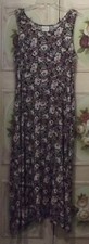 #8418 PRETTY!! VINTAGE 'BENTLEY' FLORAL LACE UP BACK DRESS SIZE 11/12