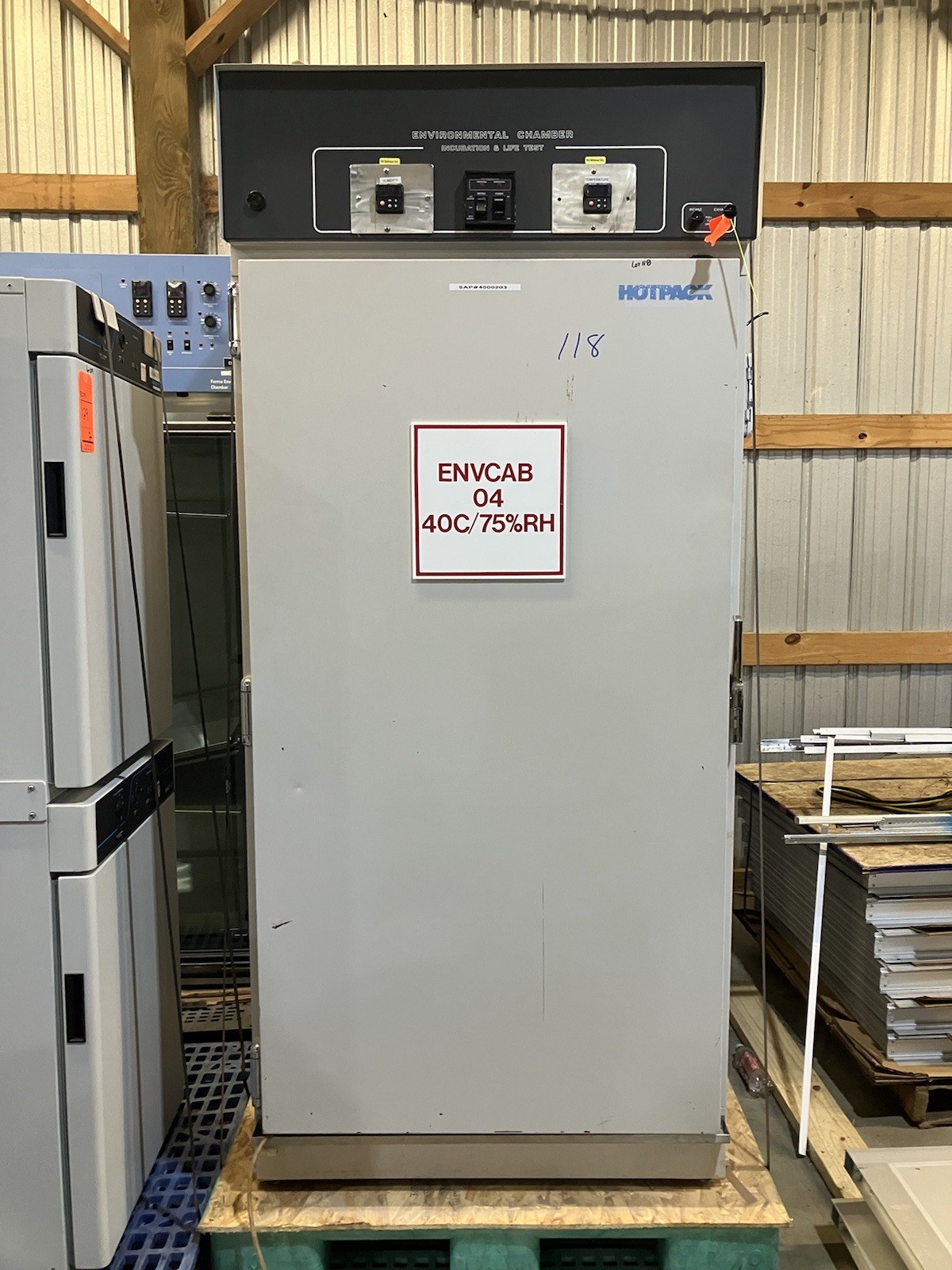 Hot pack Environmental Chamber