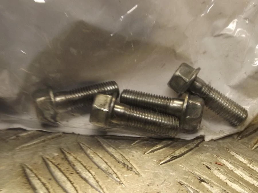 Kawasaki Z750 1981 CSR750 Twin Z650 Z900 Rear Back Brake Disc Bolts - Image 2 of 2