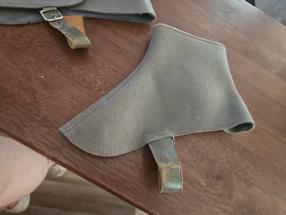 Vtg 1920s 30s 1 Pair Men Women Spats Gray Wool Leather Straps 4 Buttons Boot #2 - Image 4 of 4