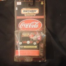 Coca-Cola Collectible 1997 Chevy Corvette Original Soda Theme Diecast Car