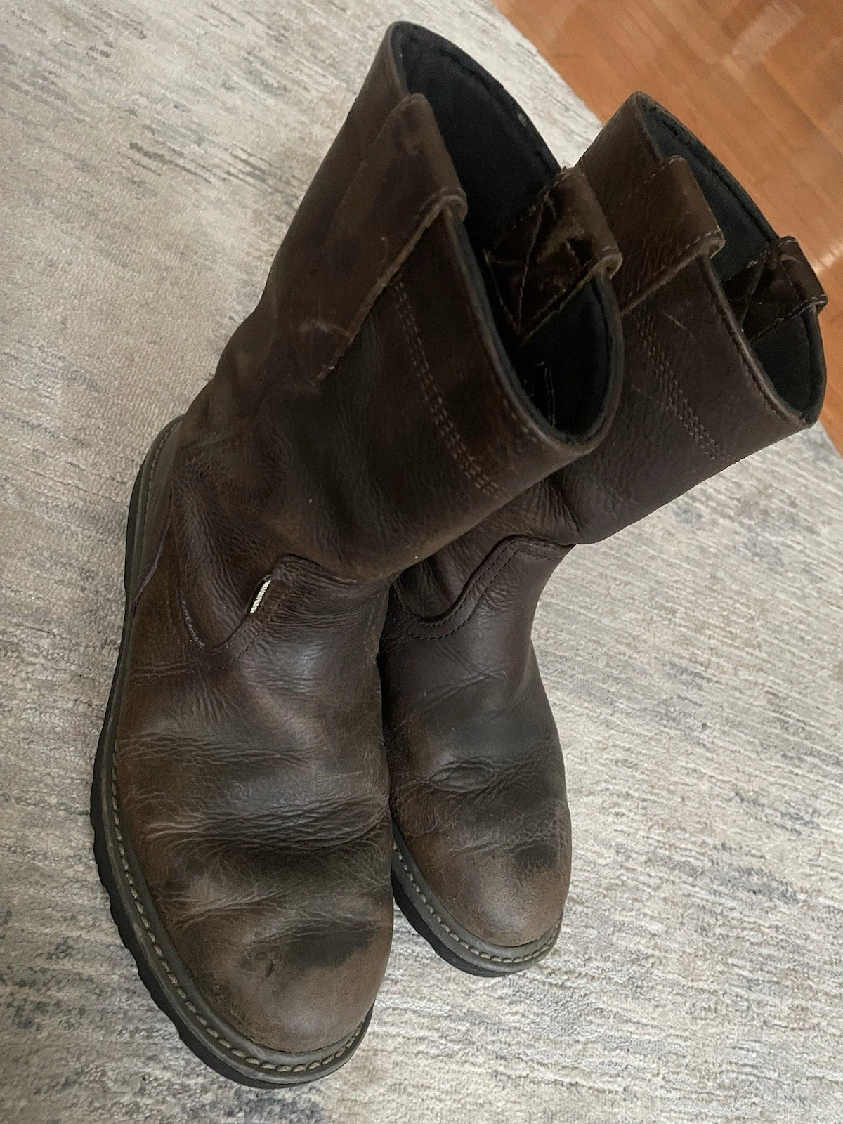 Wolverine Men’s Work Boots Slip & Oil Resistant Waterproof Sz 8- EUC